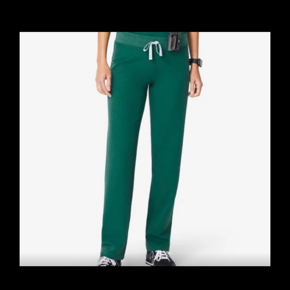 Figs Hunter Green Livingston Scrub Pants NWT